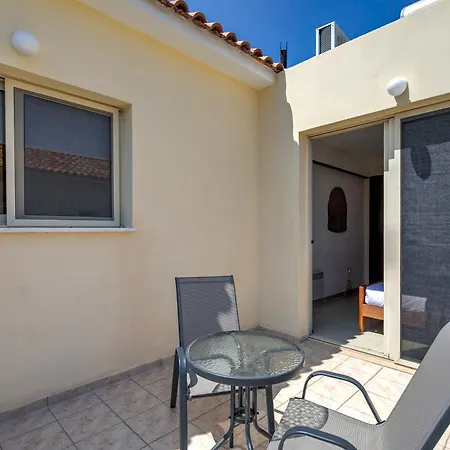 Seaview Villa In Peyia | Private Pool & Jacuzzi By Vichy Holidays וילה