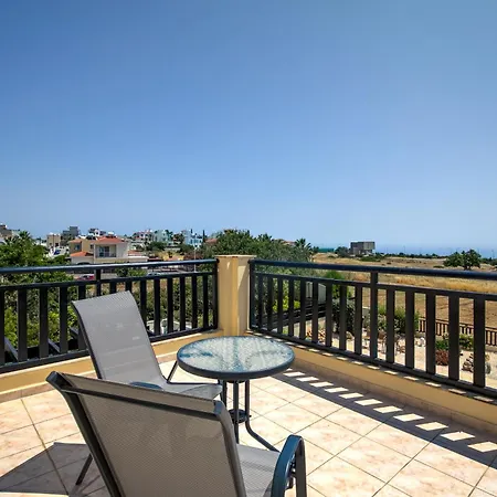 Seaview Villa In Peyia | Private Pool & Jacuzzi By Vichy Holidays פאפוס