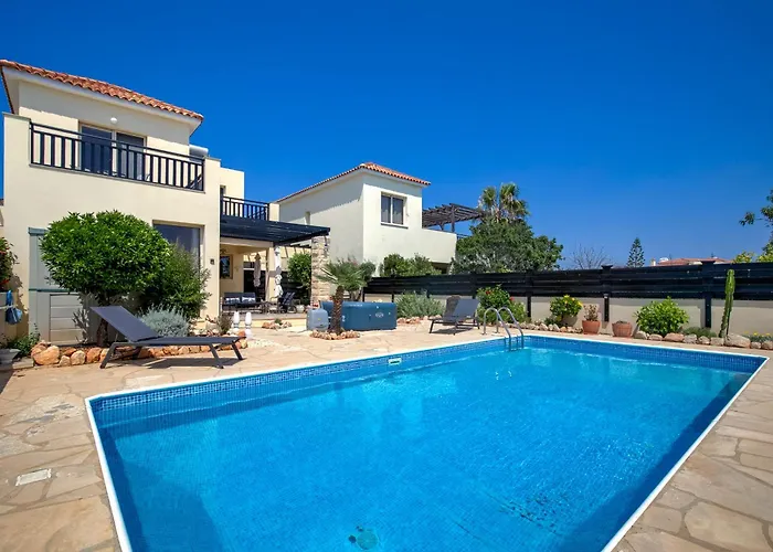 Seaview In Peyia | Private Pool & Jacuzzi By Vichy Holidays Hytte *