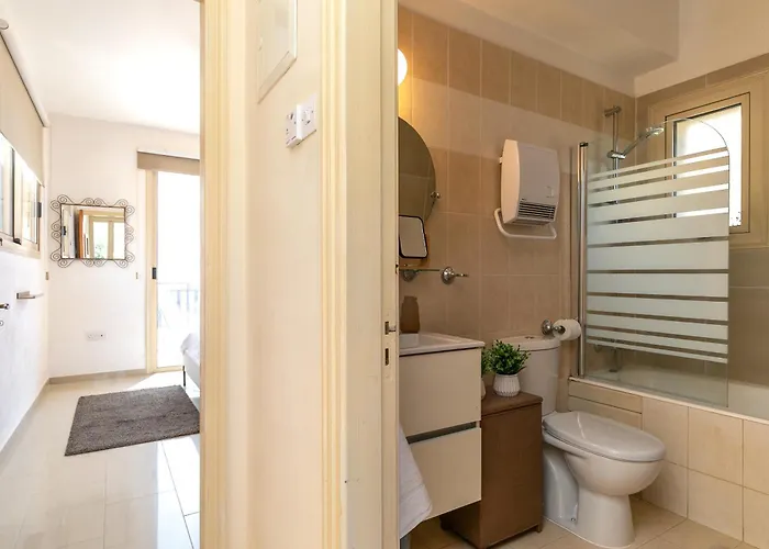 Seaview In Peyia | Private Pool & Jacuzzi By Vichy Holidays Domek letniskowy Pafos