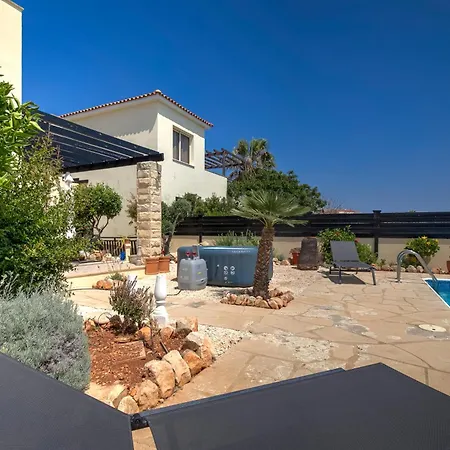 فيلة Seaview Villa In Peyia | Private Pool & Jacuzzi By Vichy Holidays