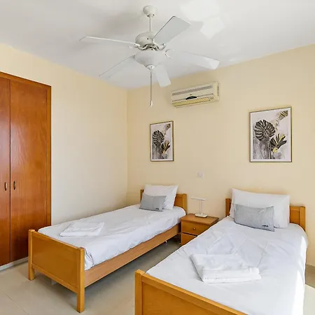 فيلة Seaview Villa In Peyia | Private Pool & Jacuzzi By Vichy Holidays بافوس